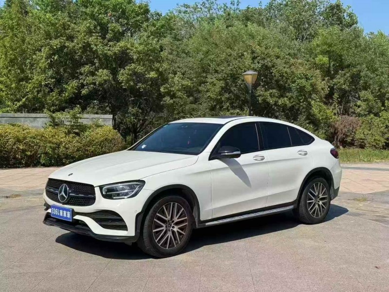 东营20年奔驰GLC2