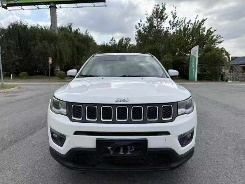 南通17年Jeep指南者1