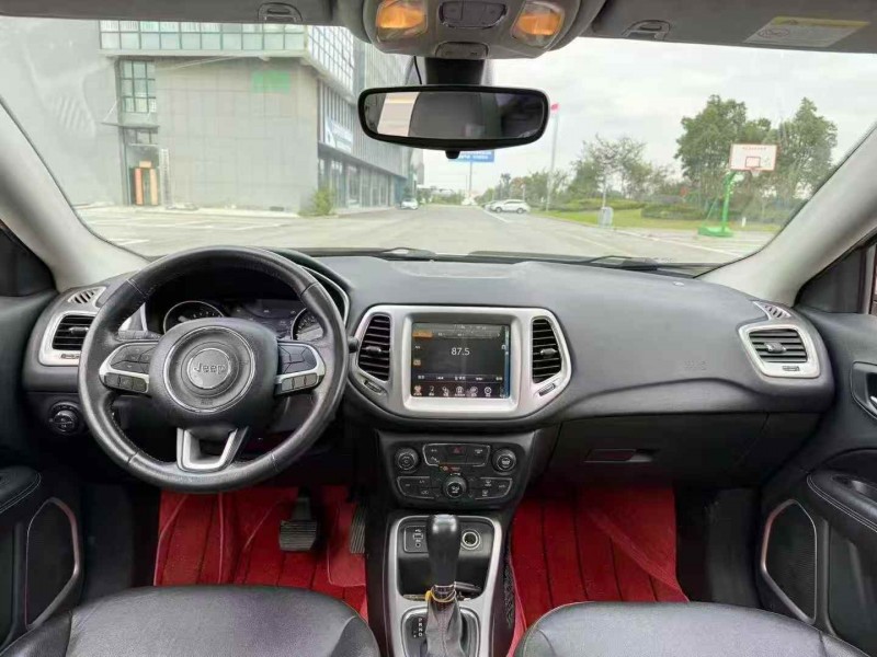 南通17年Jeep指南者6