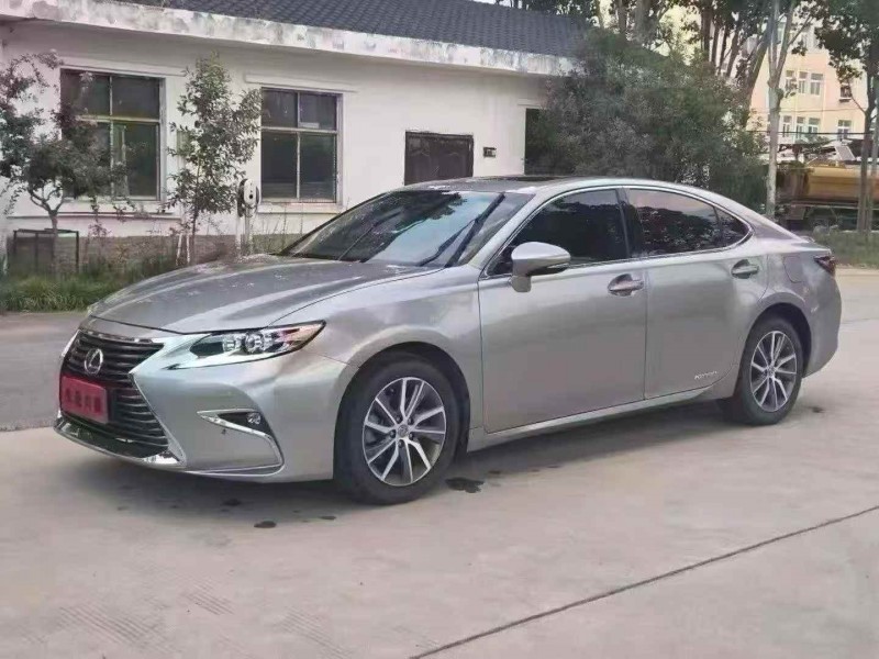 徐州18年雷克萨斯ES2