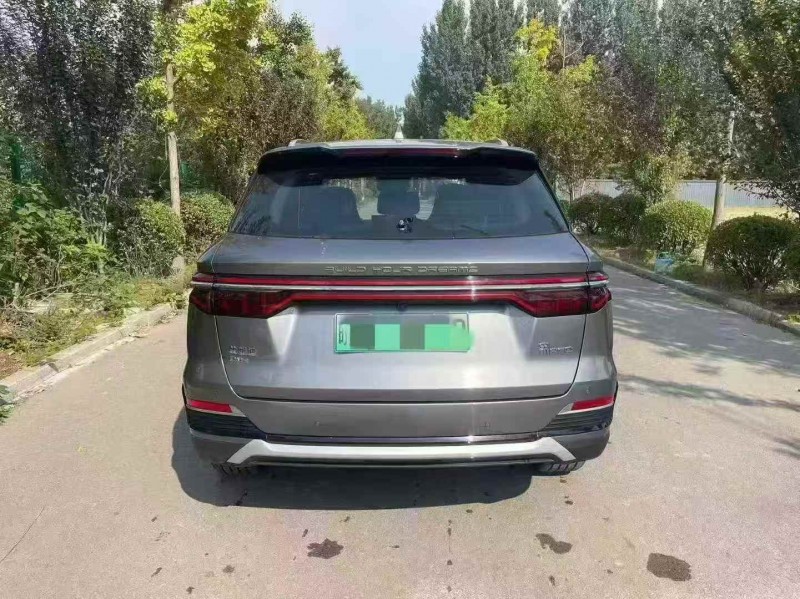 济宁23年比亚迪宋9