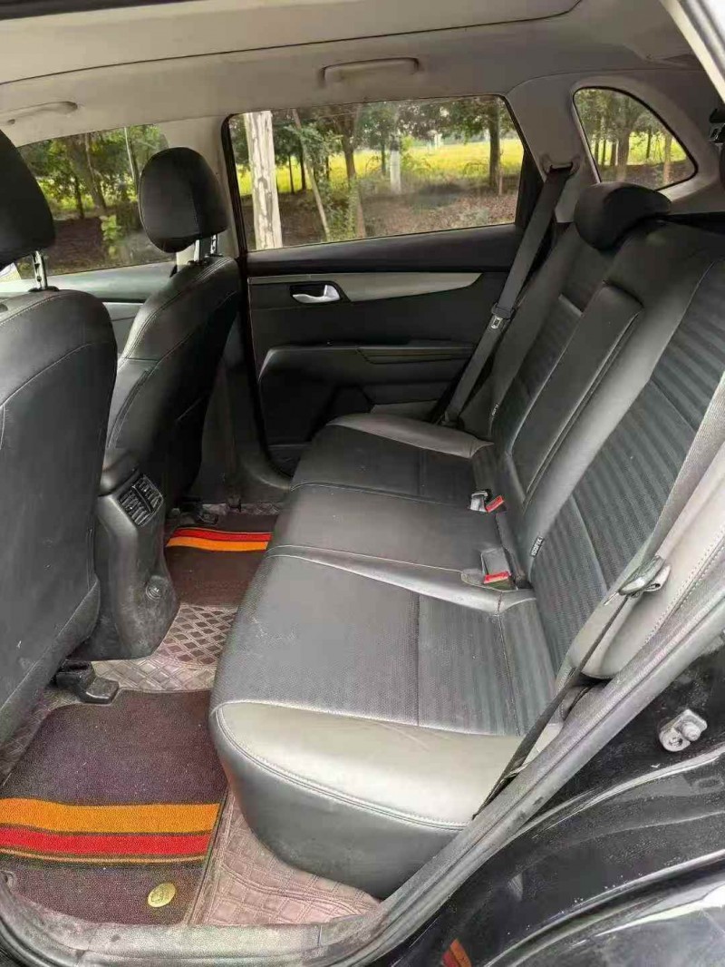 常州20年起亚智跑6