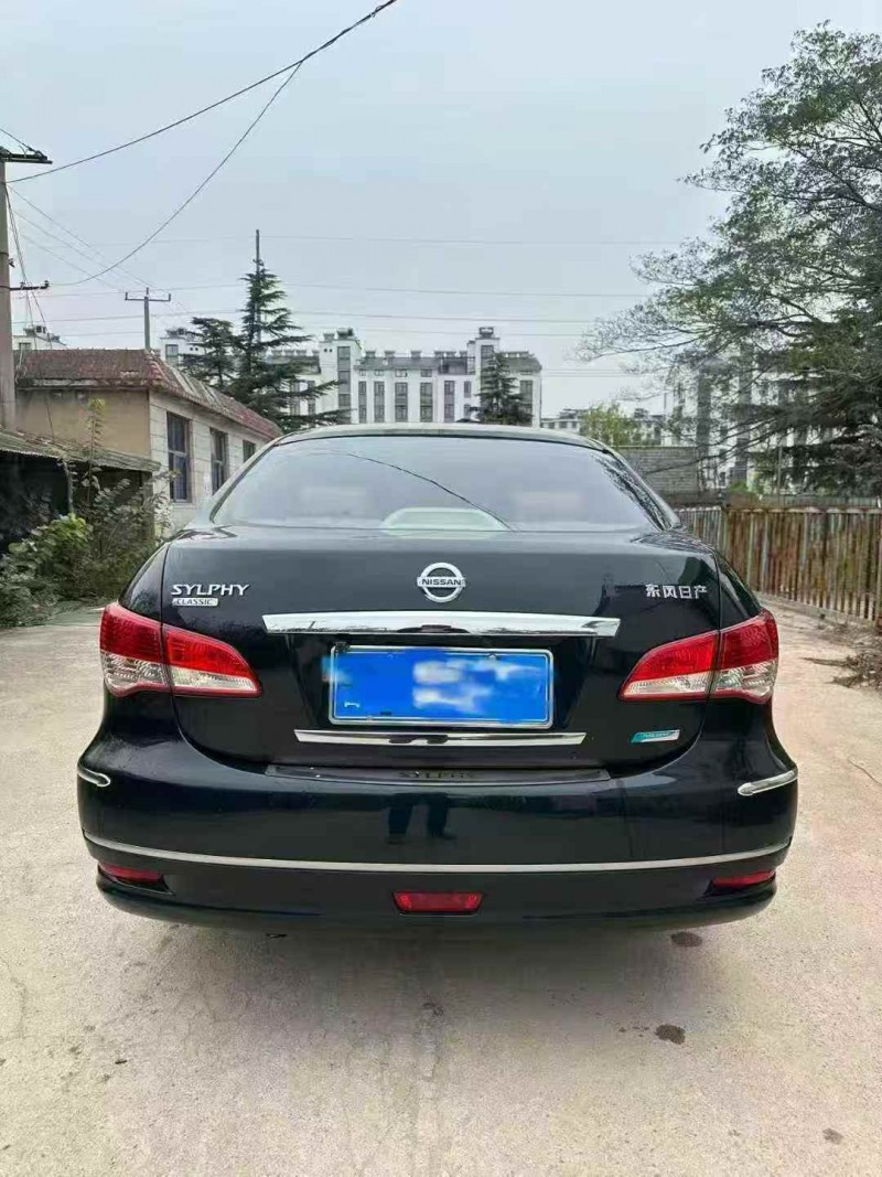 潍坊16年日产轩逸8