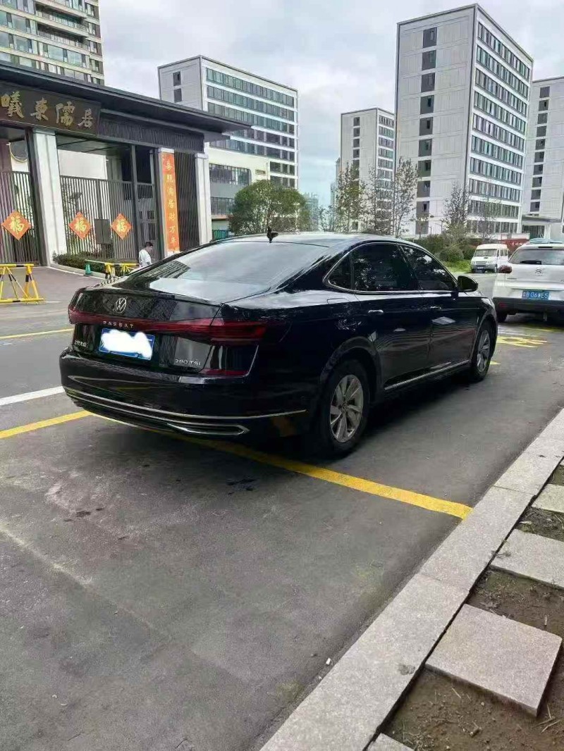 青岛23年大众帕萨特7