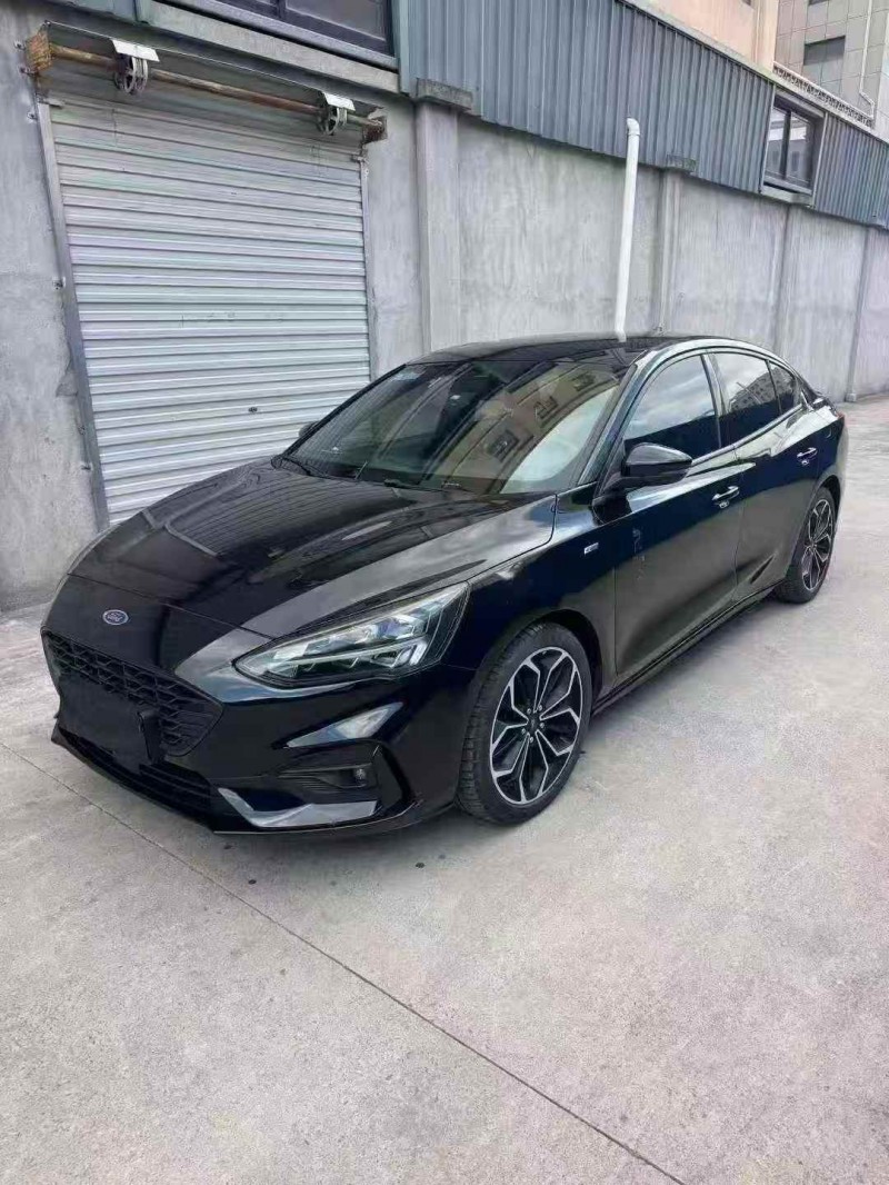 衢州20年福特福克斯3