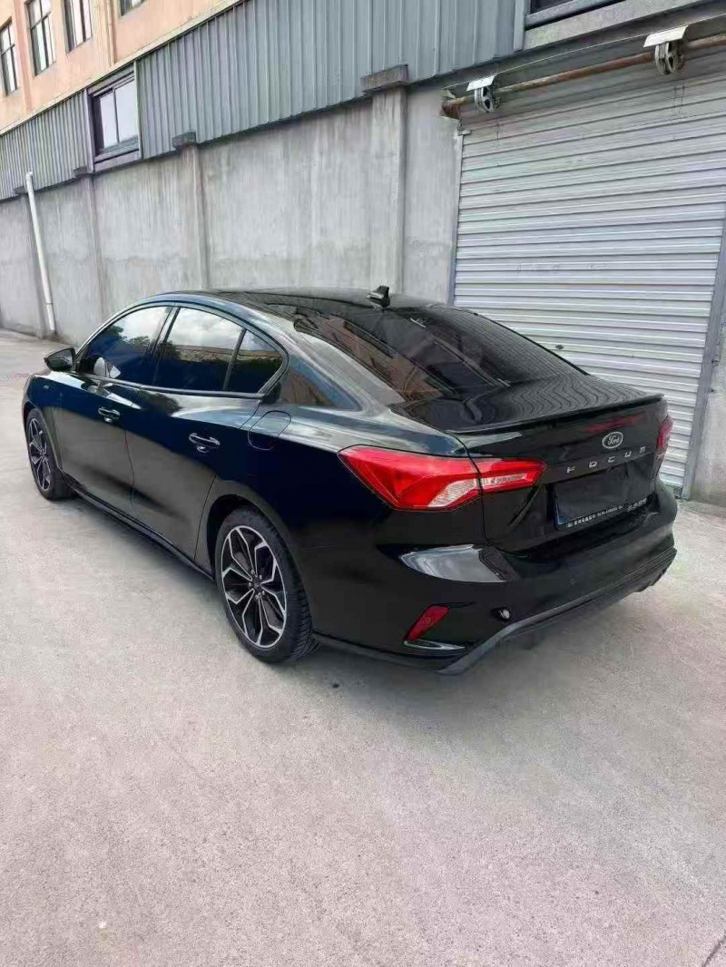 衢州20年福特福克斯8