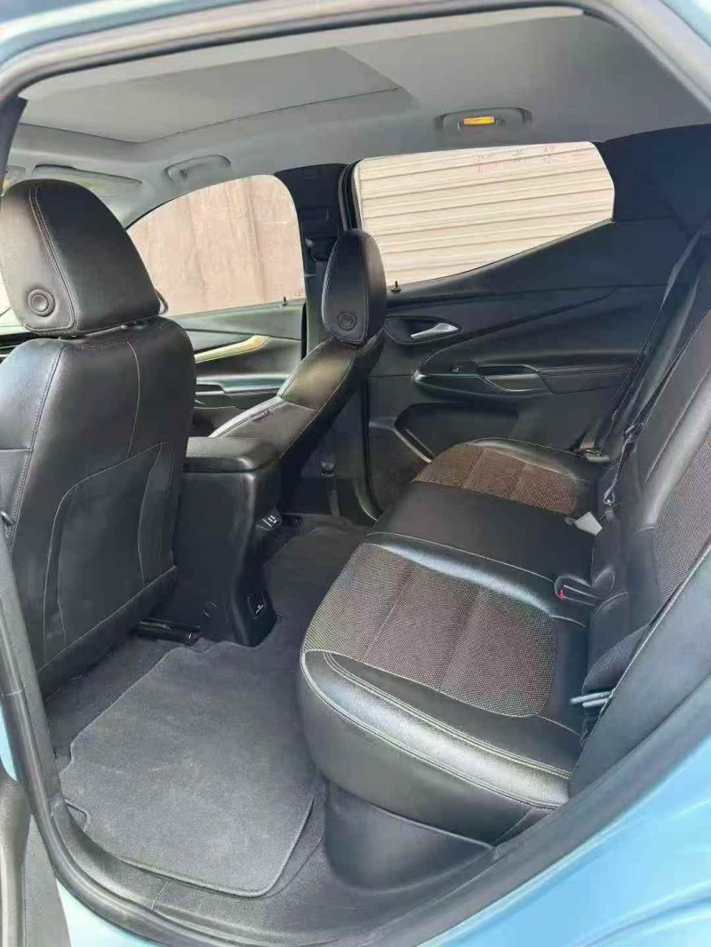 嘉兴20年别克微蓝6