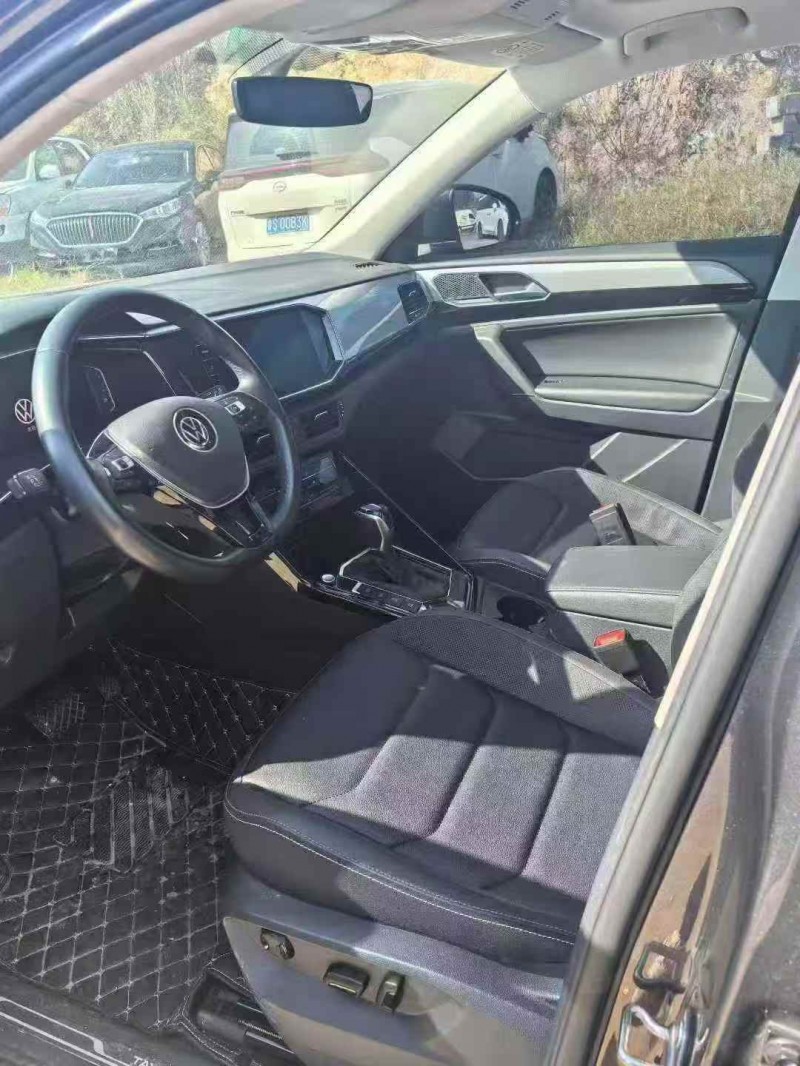 东营22年大众探岳8