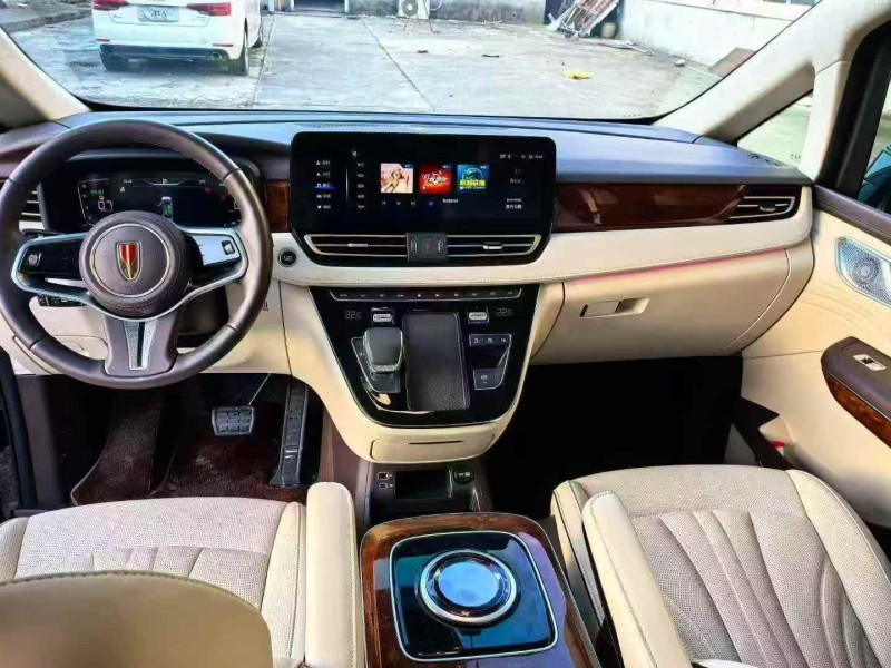 常州22年红旗HQ94