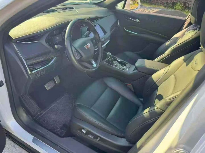 嘉兴19年凯迪拉克XT45