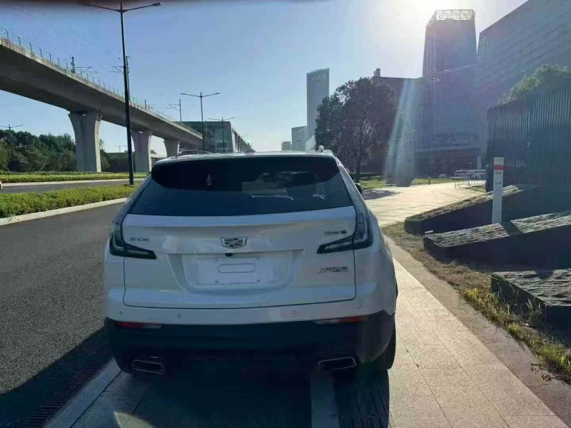 嘉兴19年凯迪拉克XT49
