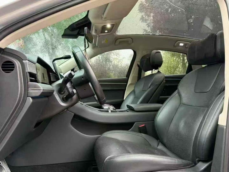 济宁22年华为智选问界5