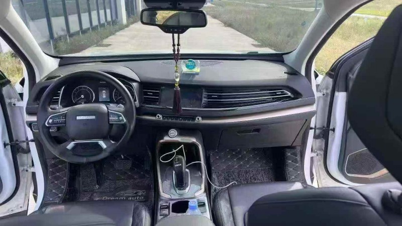 威海21年哈弗H64