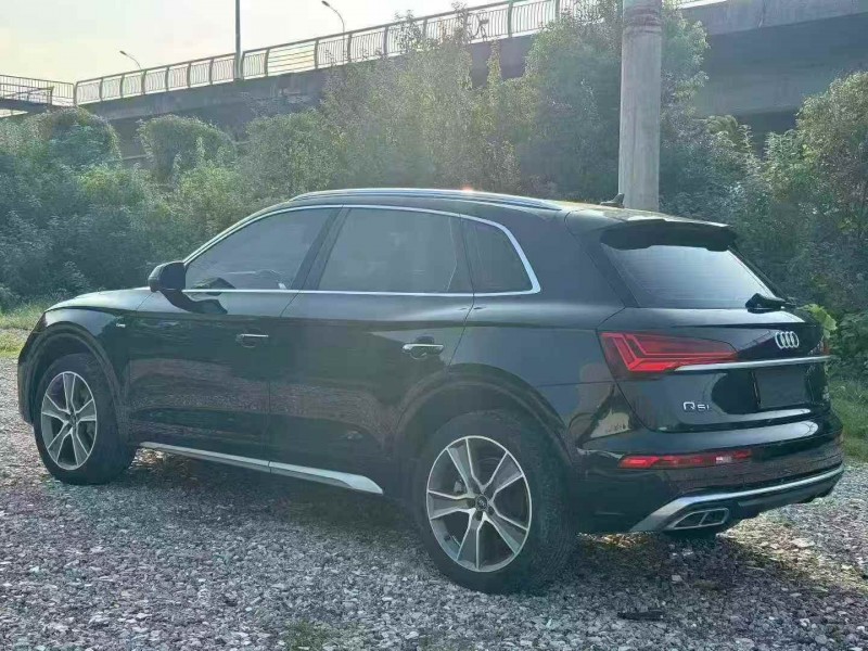 十堰21年奥迪Q57