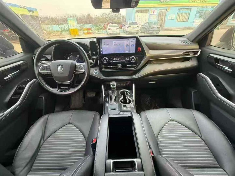 菏泽25年丰田锐放6