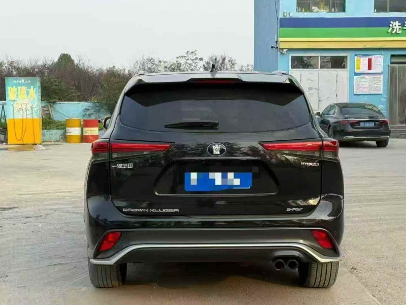 菏泽25年丰田锐放9