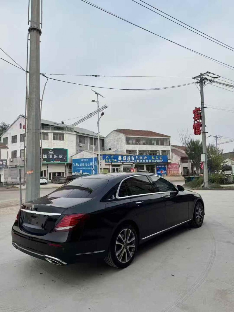 菏泽19年奔驰E8