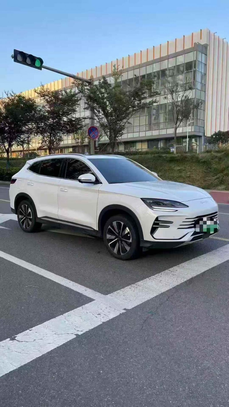 东营24年比亚迪宋2