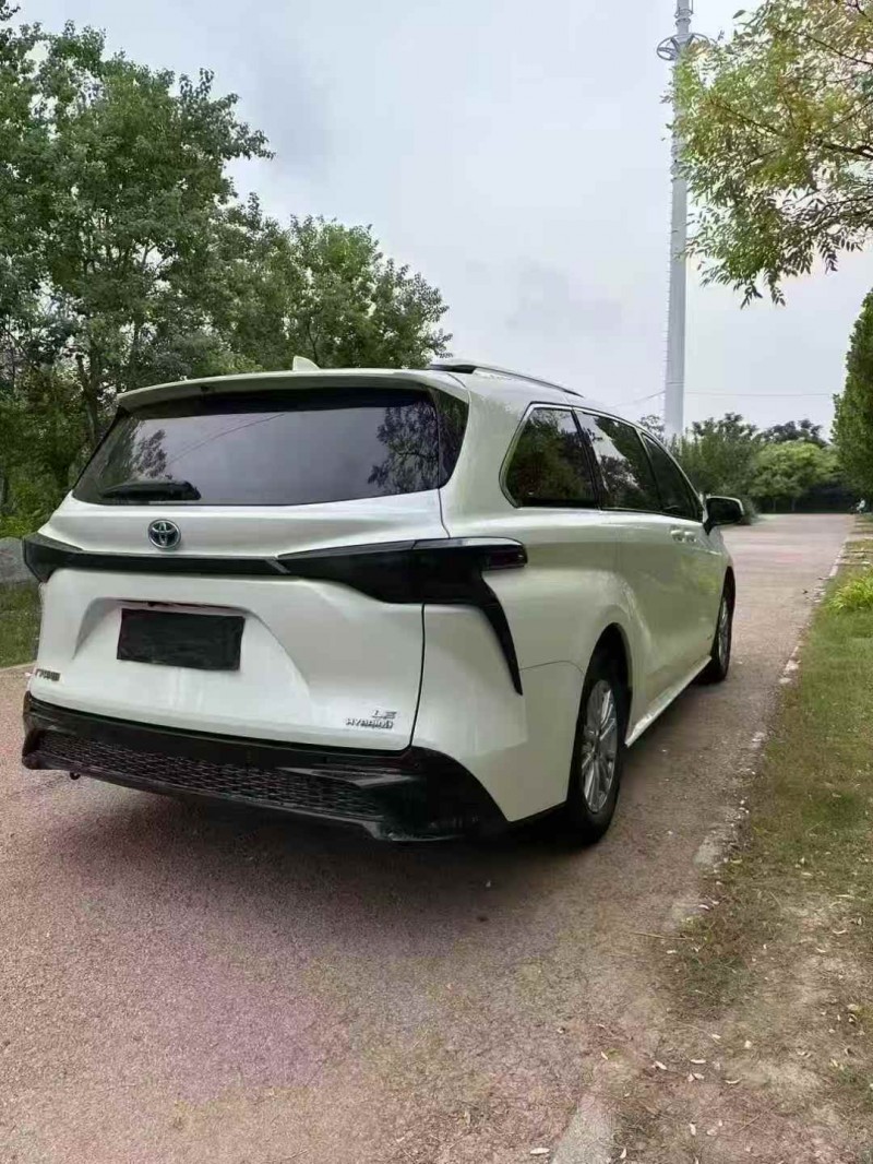 聊城22年丰田塞纳7