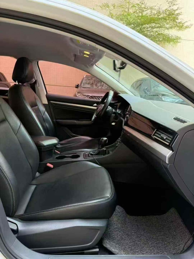 深圳19年大众宝来7