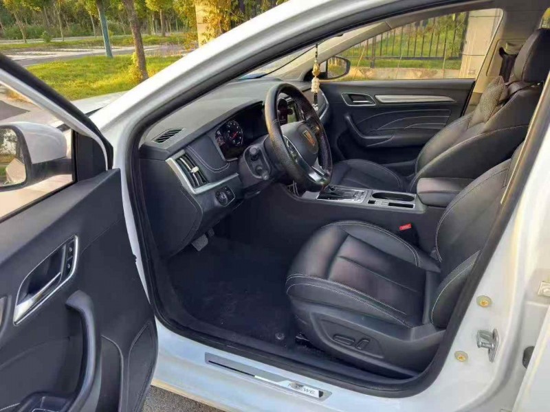 苏州19年荣威i64