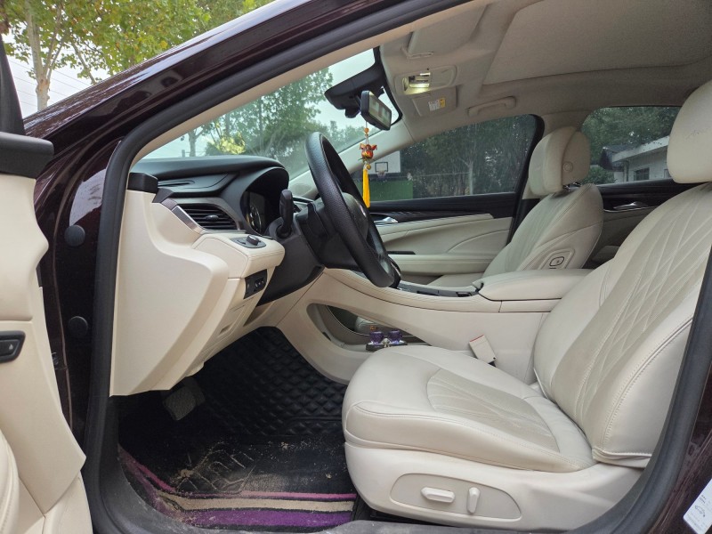 郑州21年别克君越7