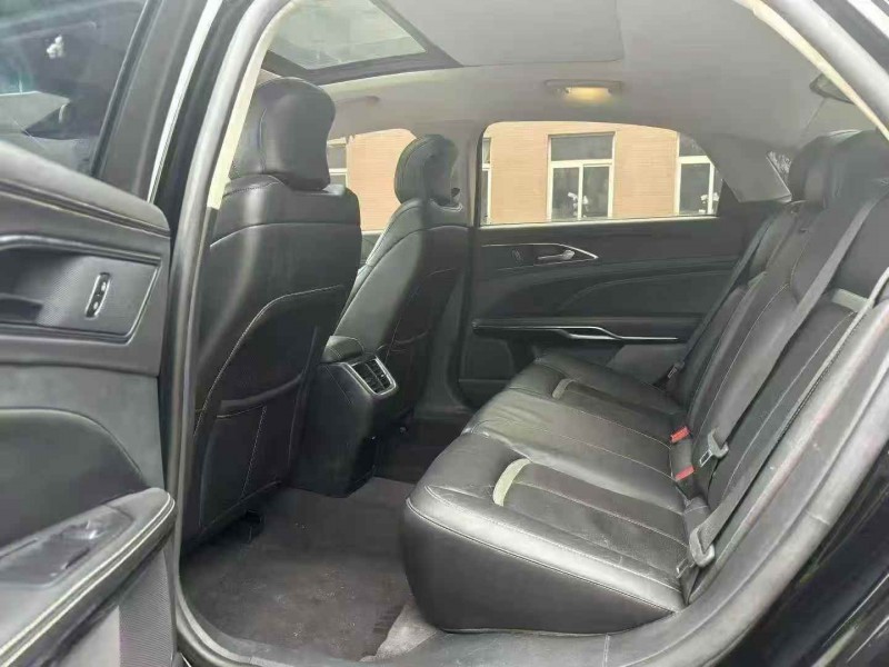 襄阳19年福特金牛座7