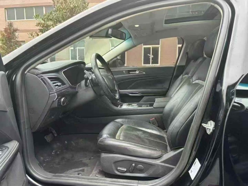 襄阳19年福特金牛座9