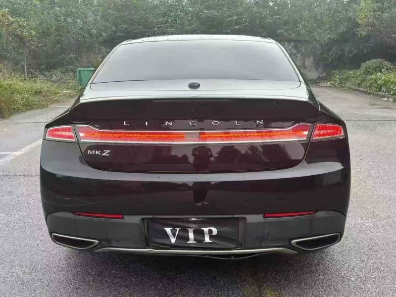 襄阳19年林肯MKZ4