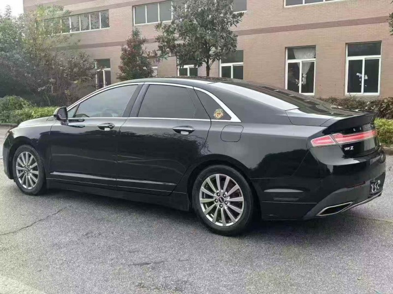 襄阳19年林肯MKZ5