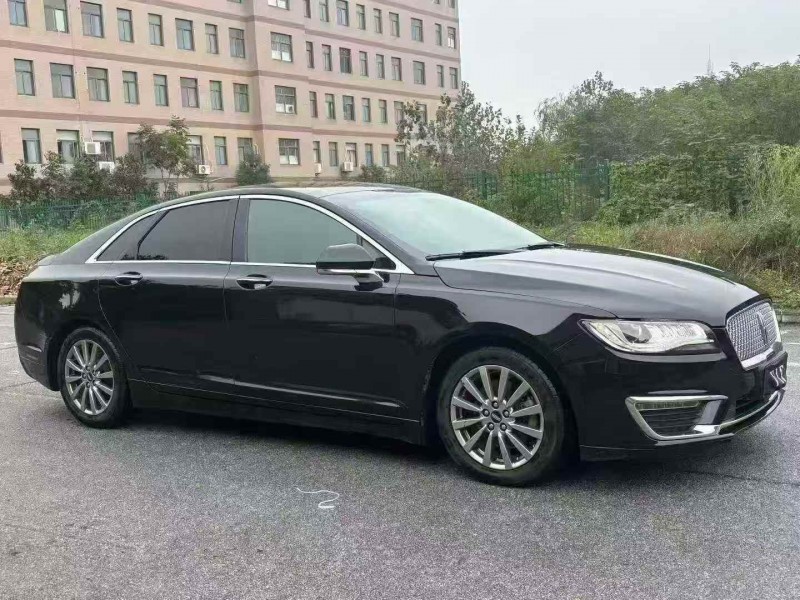 襄阳19年林肯MKZ9