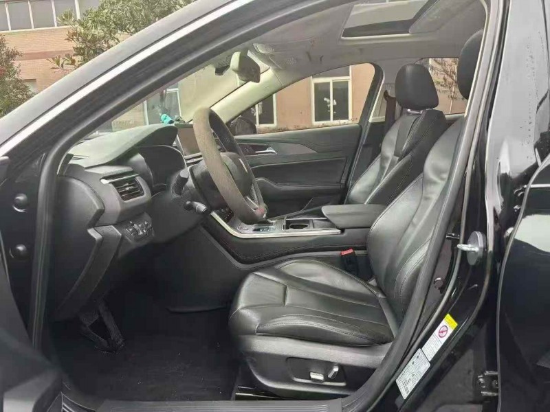 襄阳22年红旗H56