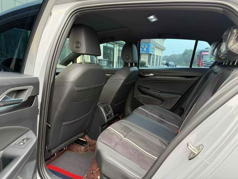 襄阳24年大众高尔夫8