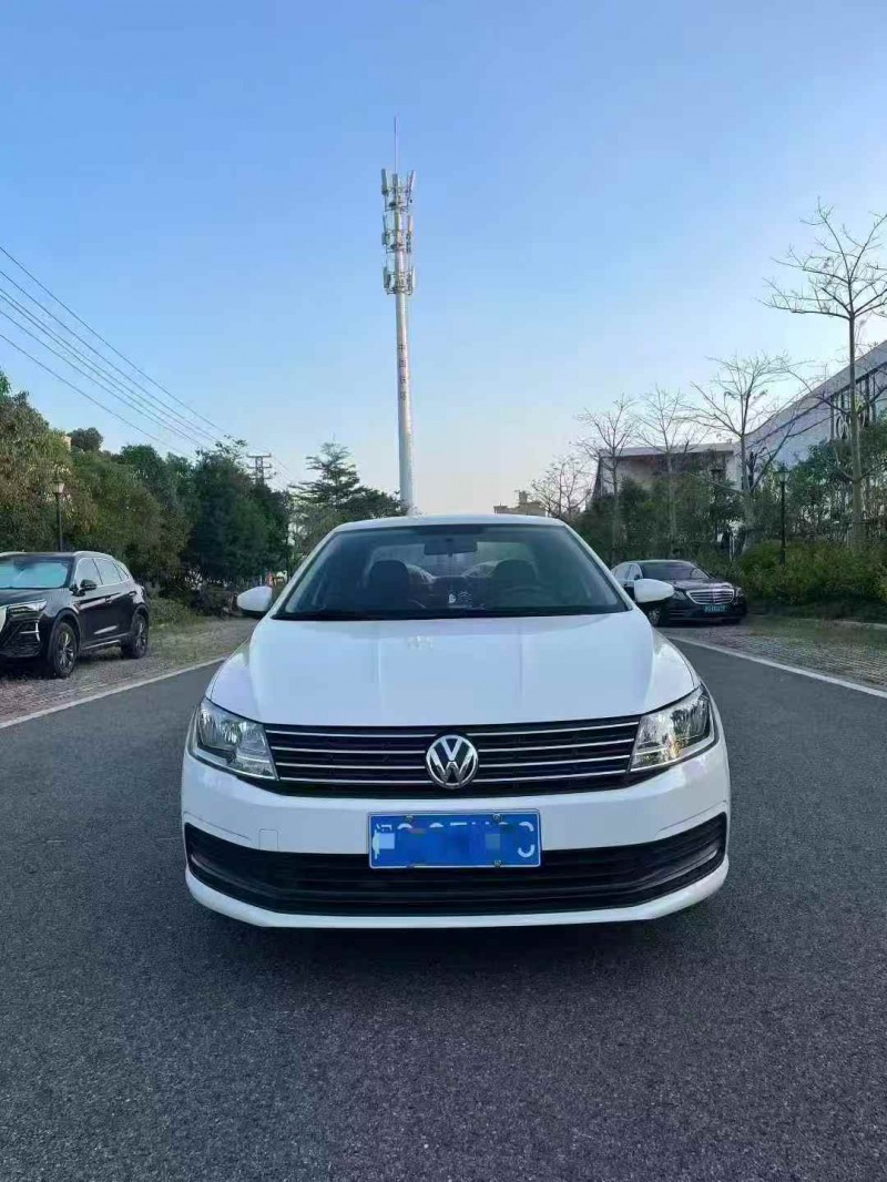 莆田16年大众朗逸1