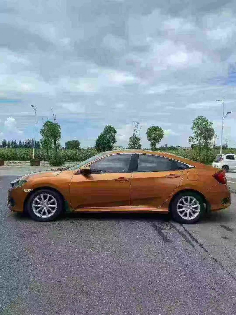 襄阳17年本田思域4