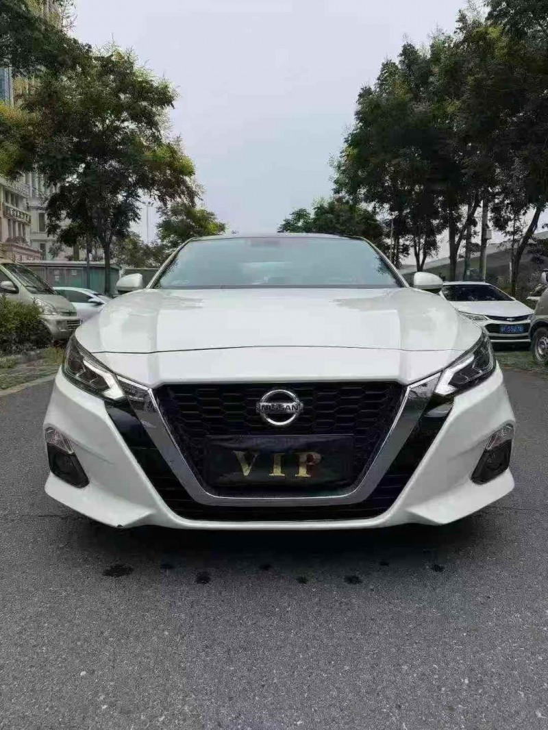 襄阳21年日产天籁1