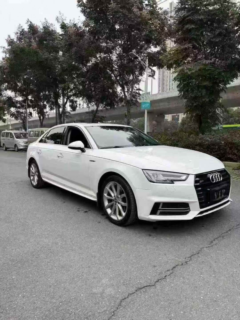 襄阳18年奥迪A4L6