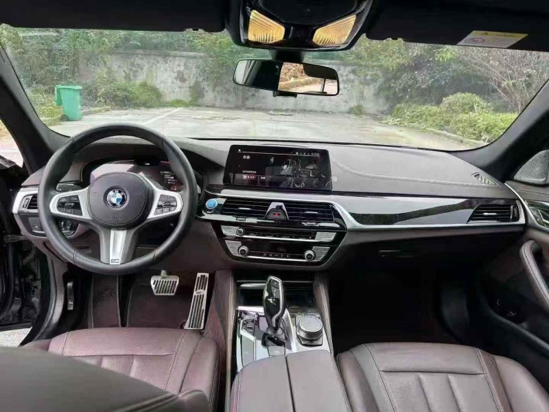 襄阳20年宝马5系8