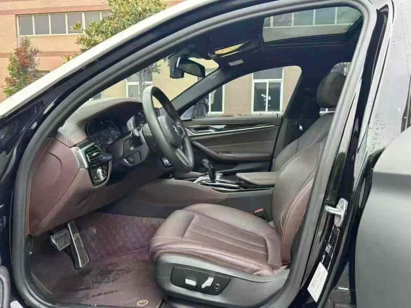 襄阳20年宝马5系9