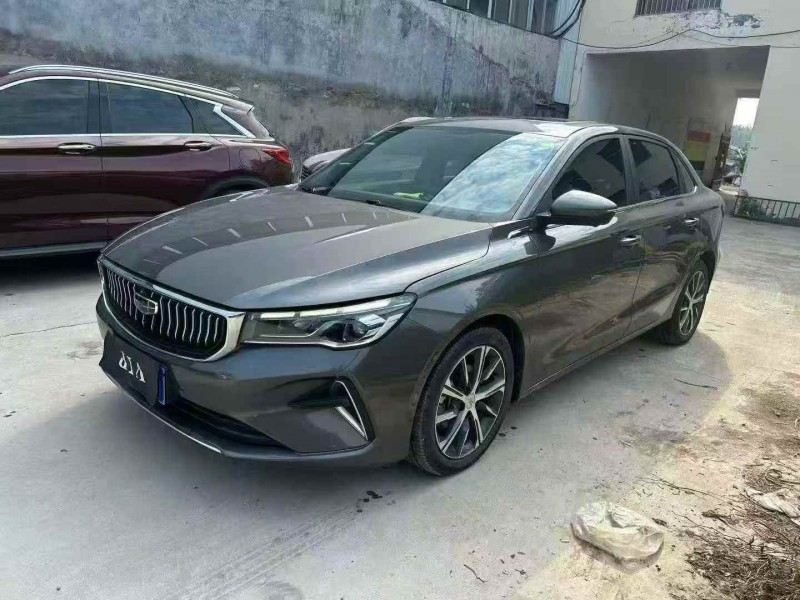 日照23年吉利帝豪2