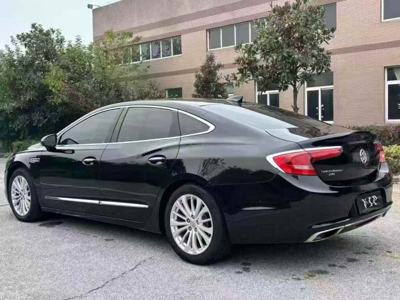 襄阳17年别克君越4