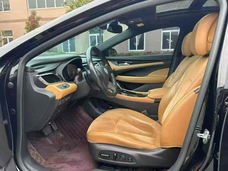 襄阳17年别克君越9