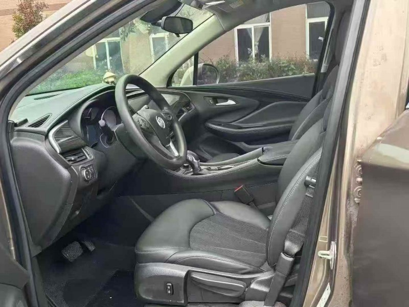 襄阳19年别克昂科威9