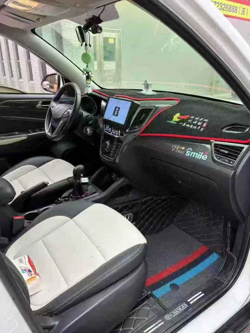 襄阳19年长安汽车CS358