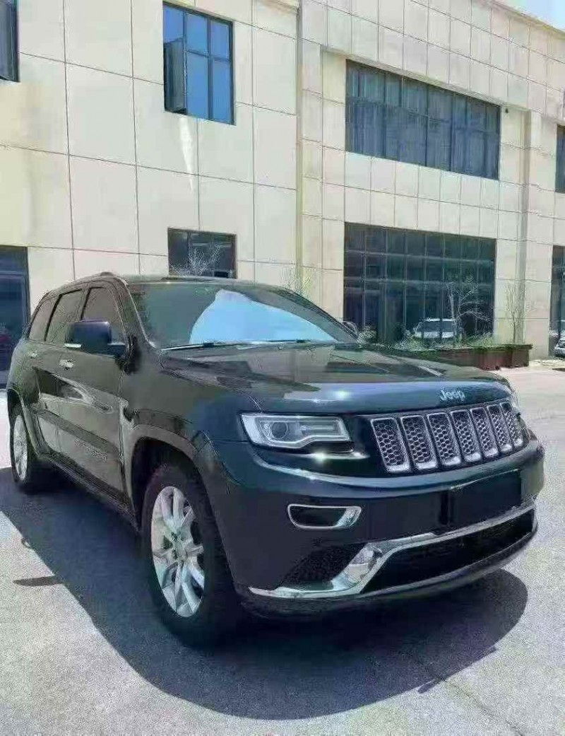 襄阳15年Jeep大切诺基2