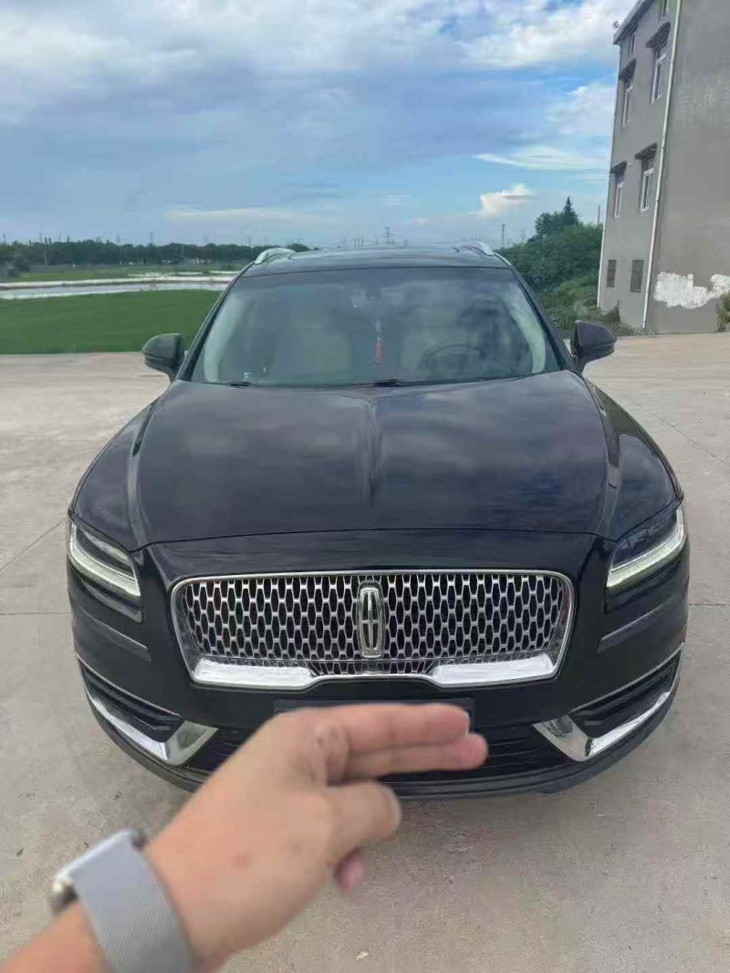 苏州21年林肯航海家1