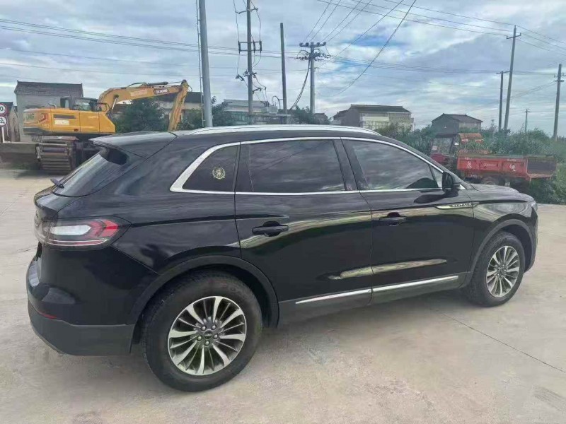 苏州21年林肯航海家7