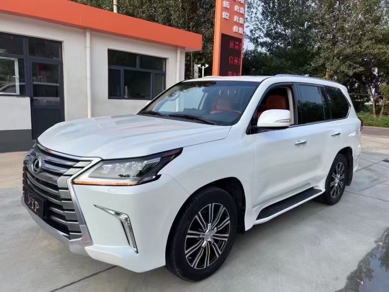 唐山17年雷克萨斯LX3