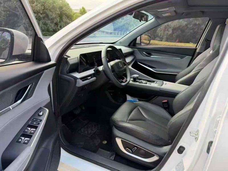 南京24年长安汽车CS755