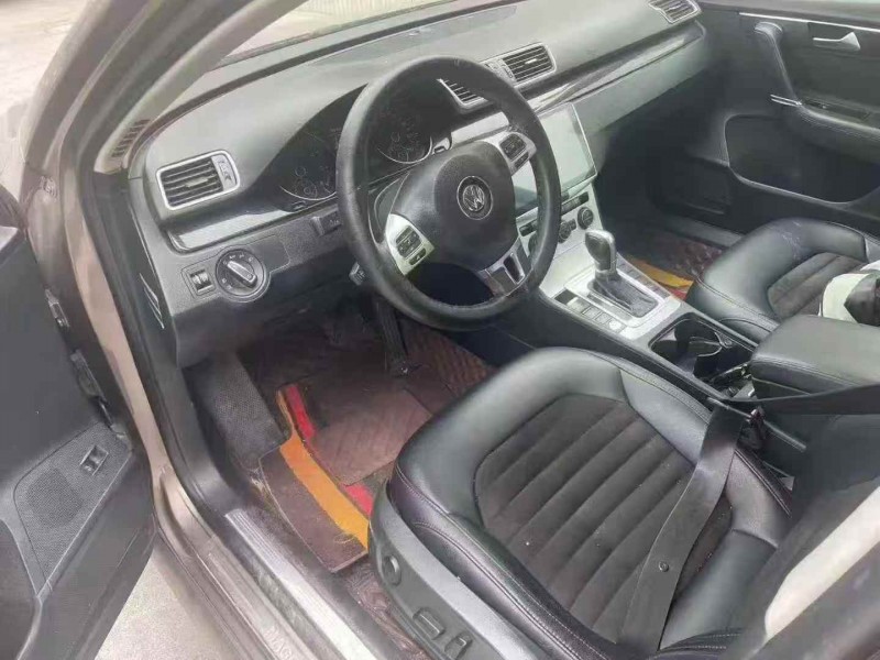 济南15年大众迈腾5